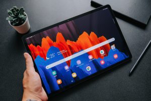 بررسی و جعبه گشایی تبلت جدید سامسونگ ( Galaxy Tab S8 Ultra )