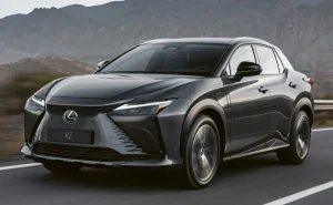 ویدیو | معرفی شاسی بلند برقی لکسوس RZ مدل 2023