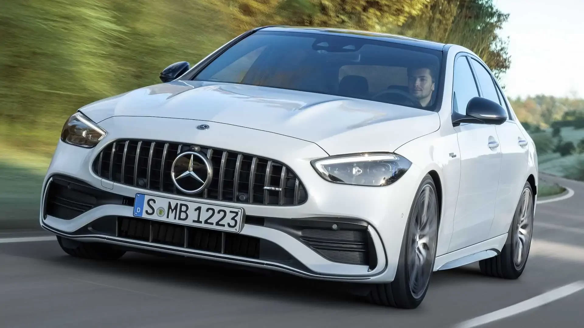 ویدیو | معرفی سدان اسپرت مرسدس C43 AMG مدل 2023