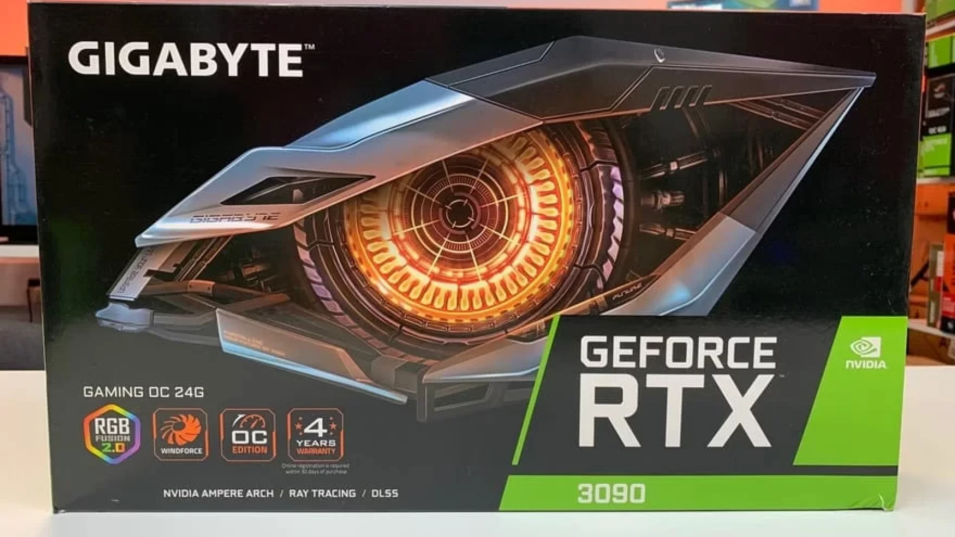 ویدیو | آنباکس کارت گرافیک RTX 3090 Ti